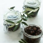 Das Blacky Olive Chutney – mit Zitrone und Kräutern